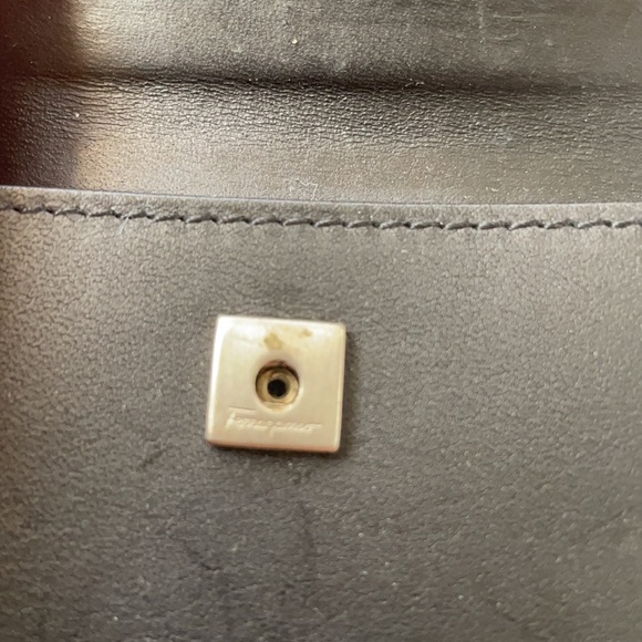 Salvatore Ferregamo Men’s Travel wallet - Picture 7 of 11